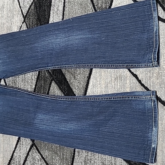 BKE STARLITE EMBROIDERED DISTRESSED FLARE-LEG DENIM JEAN - Picture 14 of 14